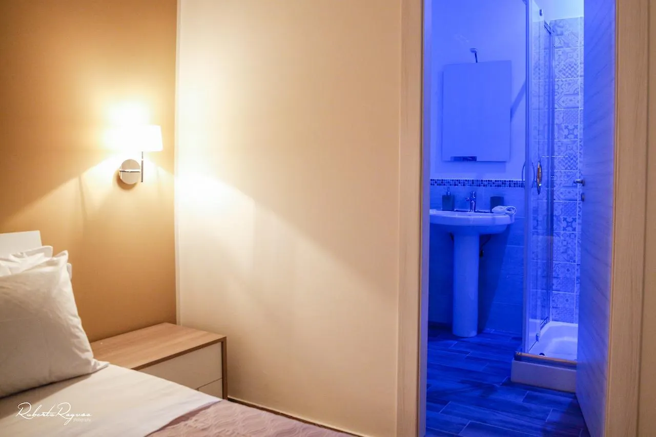 باليرمو Quinto Stabile Rooms&Suite