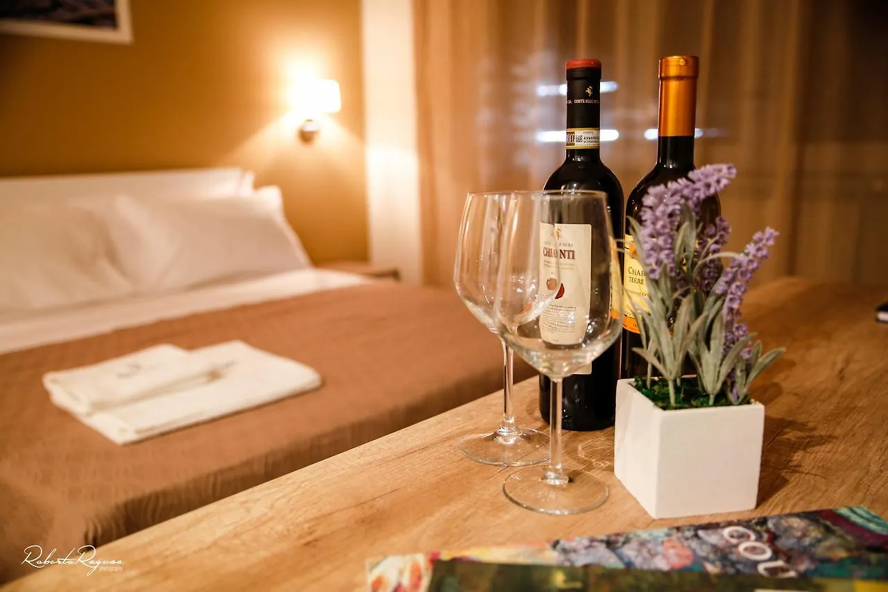 Quinto Stabile Rooms&Suite Palermo 3*,