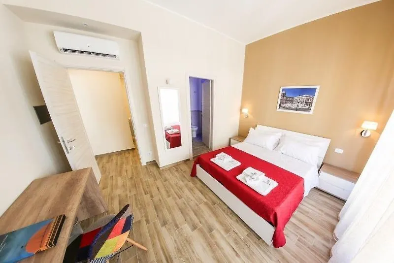 Quinto Stabile Rooms&Suite Palermo Italia