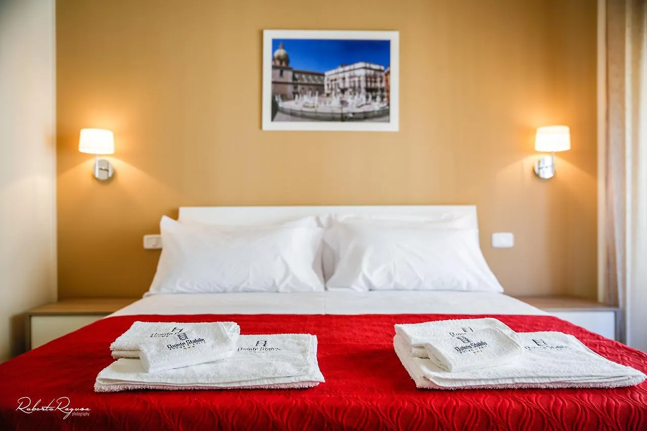 Quinto Stabile Rooms&Suite Palermo Itália